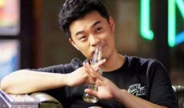 李艺娱乐圈爆料事件视频,揭秘娱乐圈背后的惊人真相